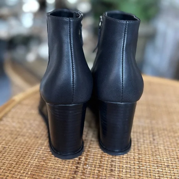 NYDJ soft leather  Black Heeled Boots - Picture 3 of 10